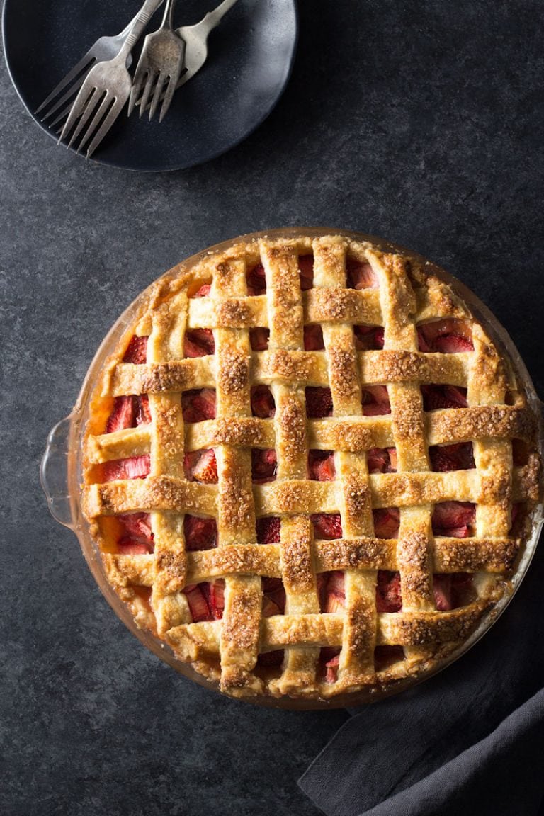 The Best Strawberry Rhubarb Pie · My Three Seasons